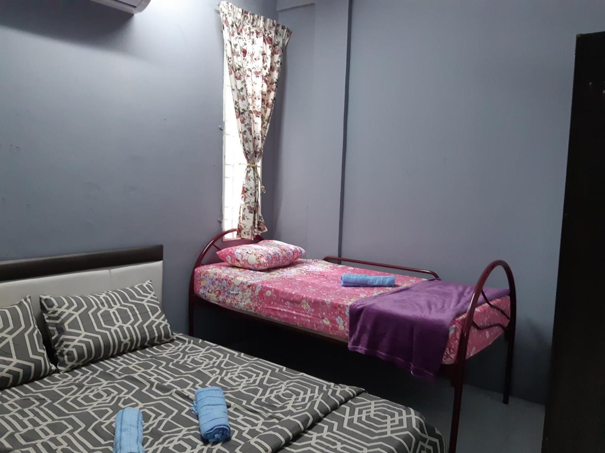 Anis Homestay Gua Musang Buitenkant foto